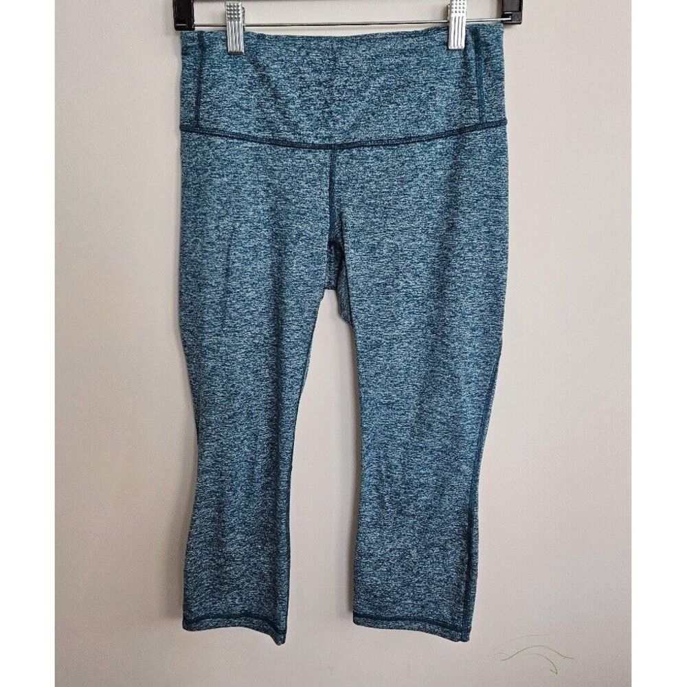 Patagonia‎ Women's Centered Cropped Capri Leggings Blue- Gray Size Small